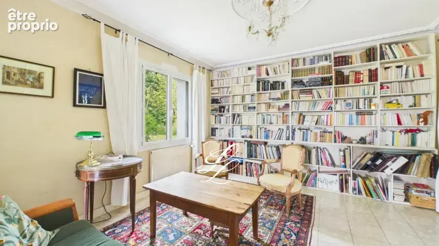 Maison 8 pièces 166 m² à vendre à Chateaugiron (35410) - photo 4