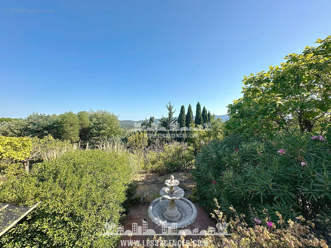 Maison à GRIMAUD