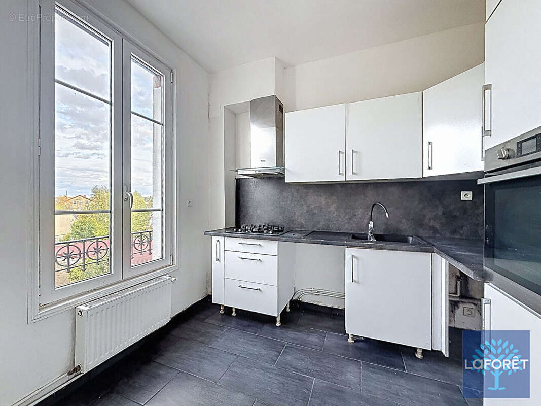 Appartement à VIGNEUX-SUR-SEINE