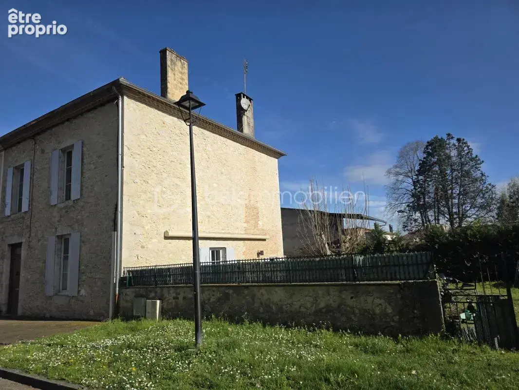 Maison en pierre renovee a barbaste-4 chambres-jardin- double garage - photo 6