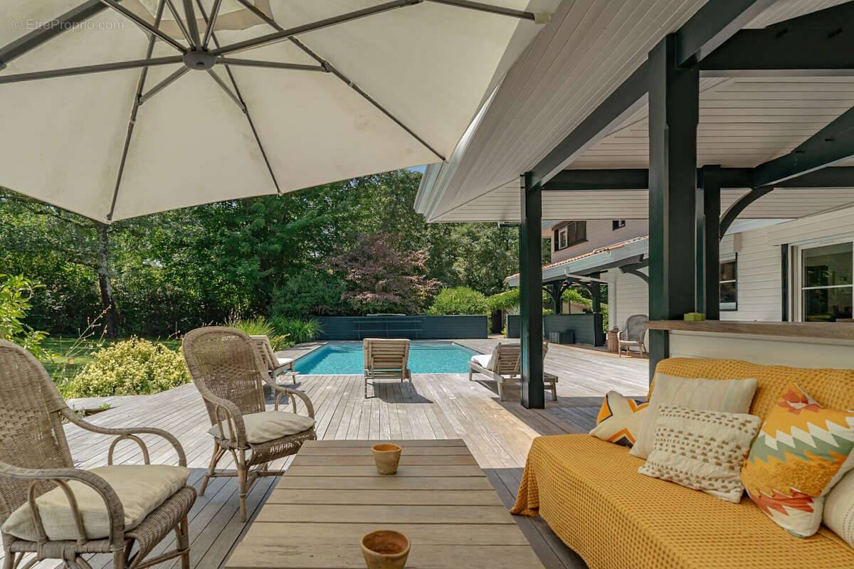 Maison à SALLES