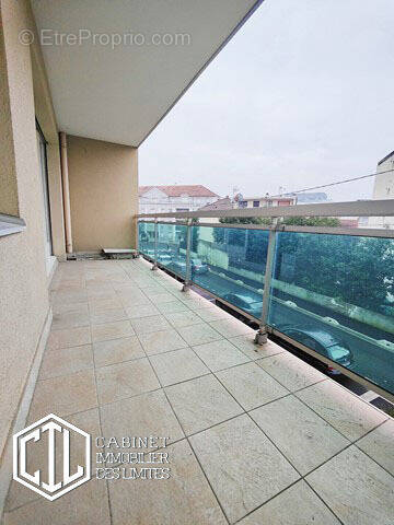 Appartement à LIVRY-GARGAN