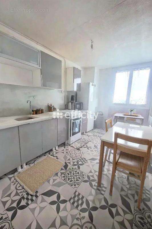 Appartement à AULNAY-SOUS-BOIS