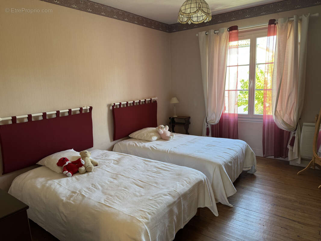 Maison à CASTELJALOUX