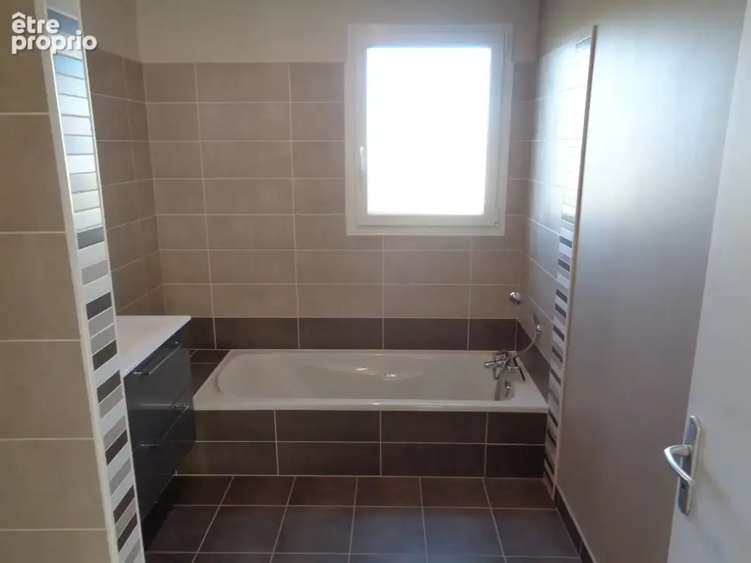 Maison 4 pièces 96 m² à vendre à Juignac (16190) - photo 9