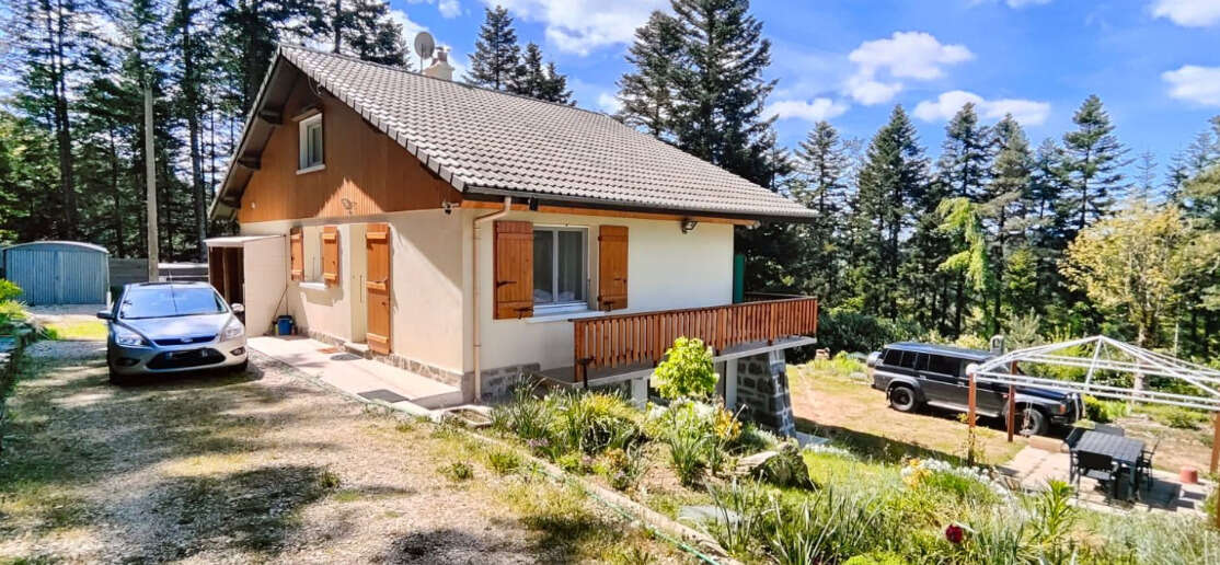 Maison à LE CHAMBON-SUR-LIGNON