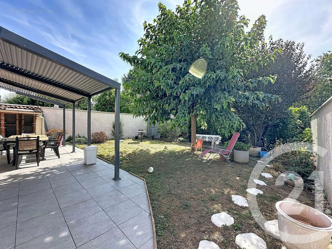 Maison 105 m² à Grigny  - photo 17