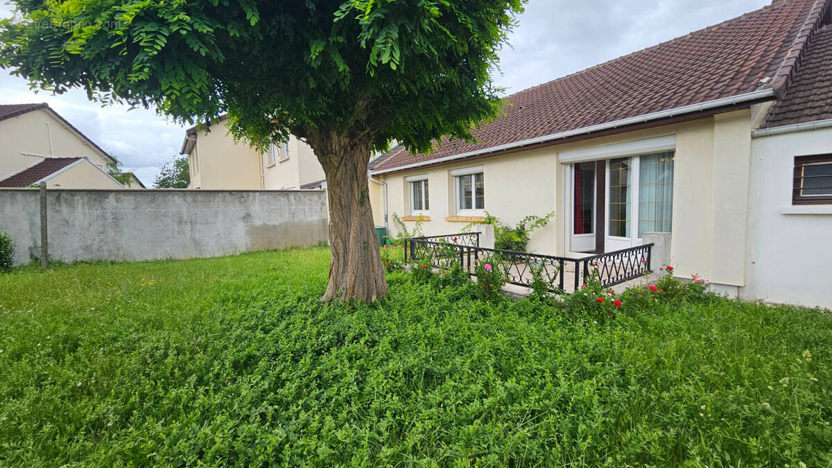 Maison à MORANGIS