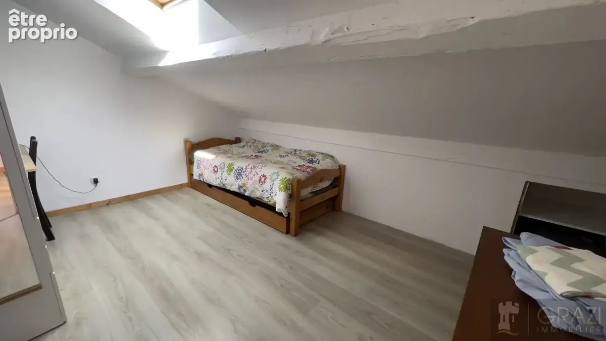 charmante maison de 6 pièces, offrant 111 m2 d’espace de vie idéal pour votre famille ! - photo 11