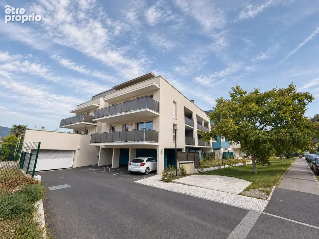 Photo Appartement à Saint-Martin-D'heres au prix de 439 000€