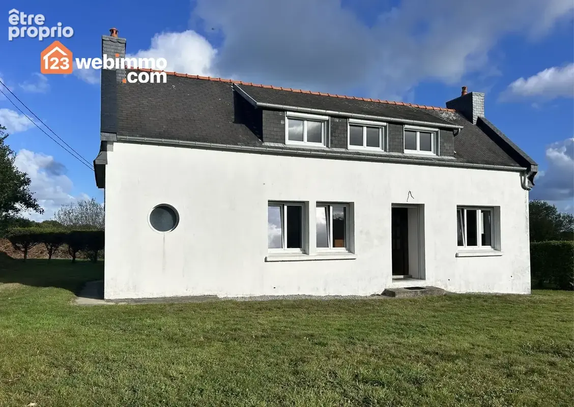 Maison à TREDREZ-LOCQUEMEAU