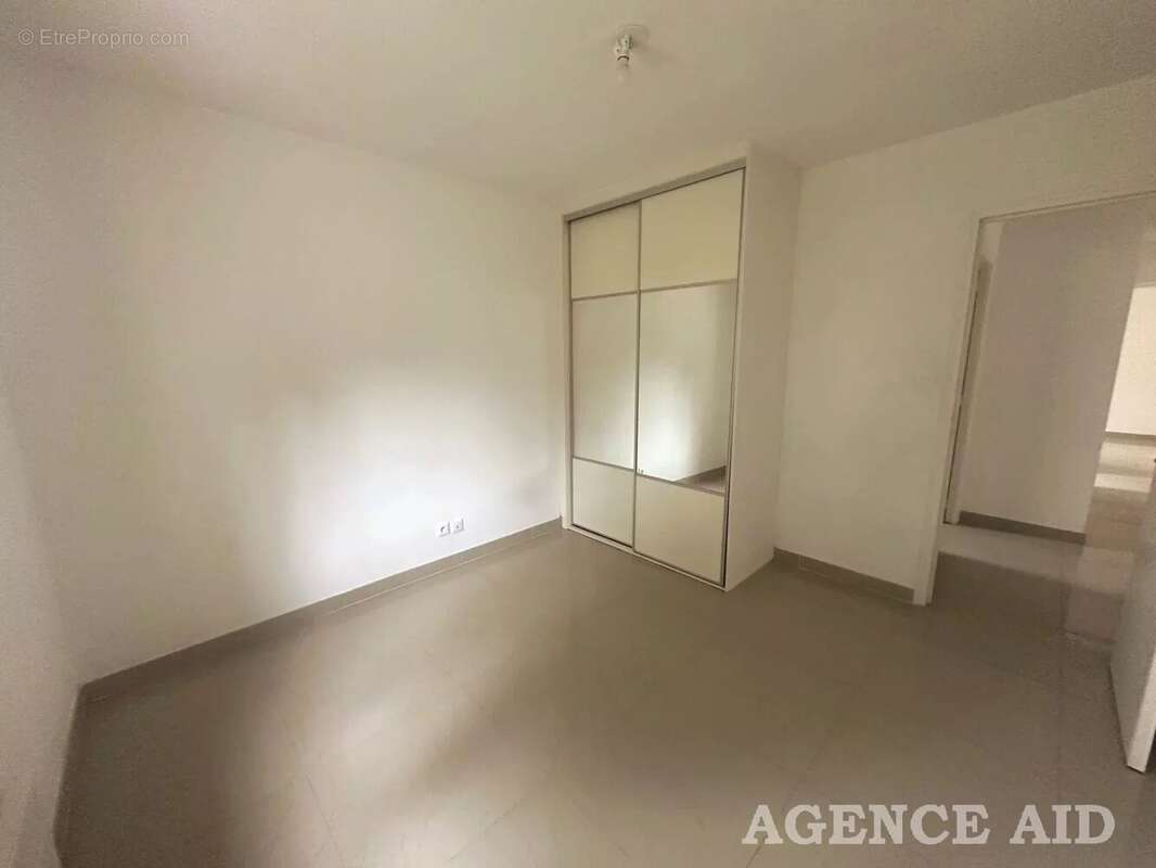 Maison à CUGES-LES-PINS