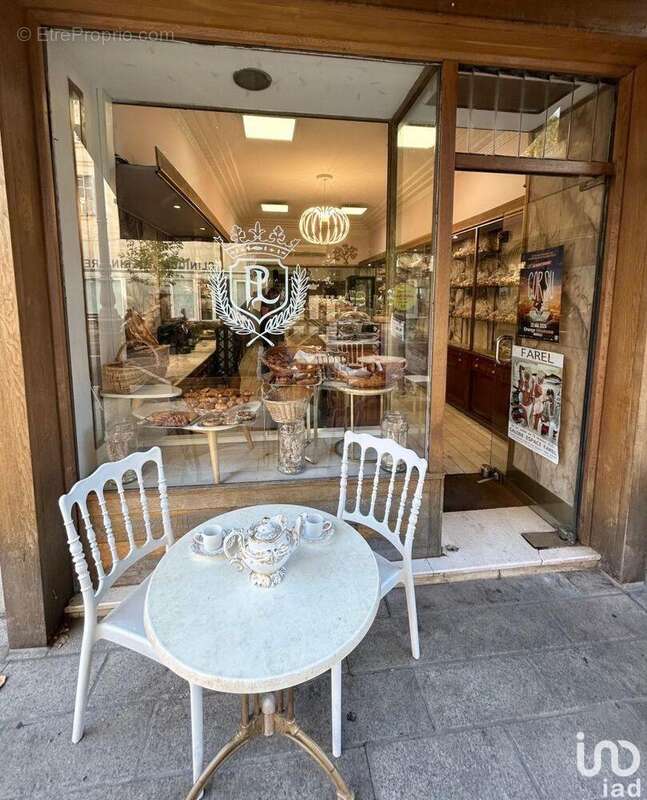 Photo 6 - Commerce à AJACCIO