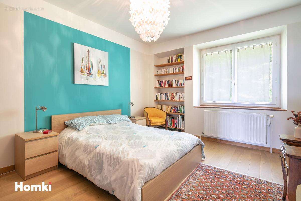 Maison/Villa T8 de 212 m² à Seyssinet-Pariset 38170 - photo 10