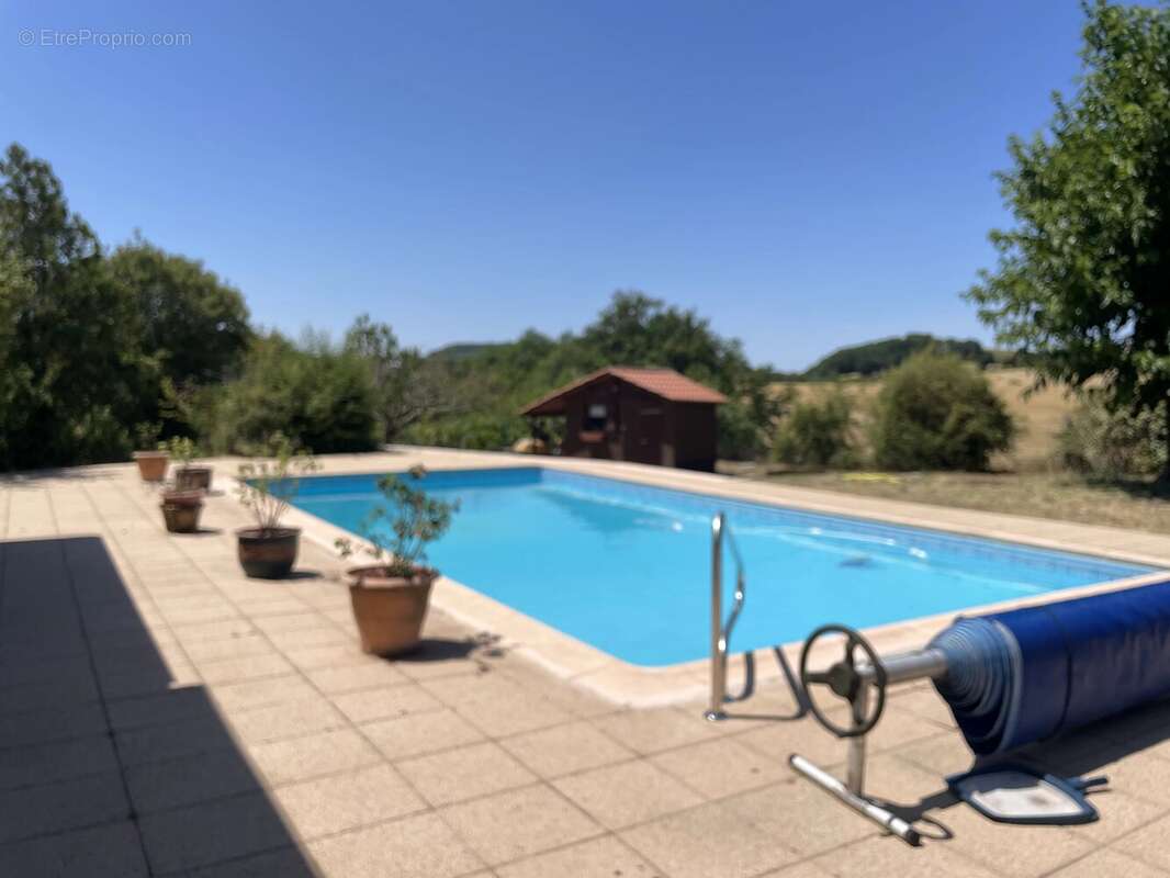 Maison proche de Montayral avec piscine et belles vues - photo 2