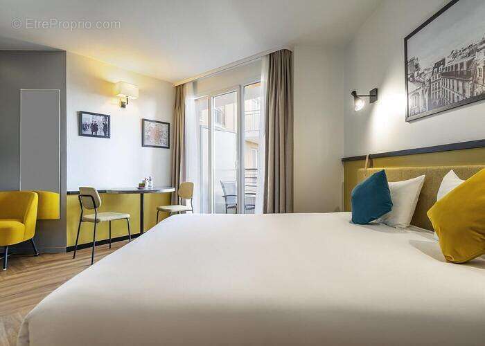 Appartement à MONTROUGE