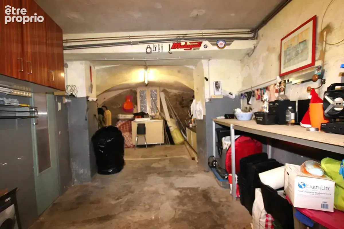 Immeuble de rapport - 2 appartements et 2 commerces - photo 16