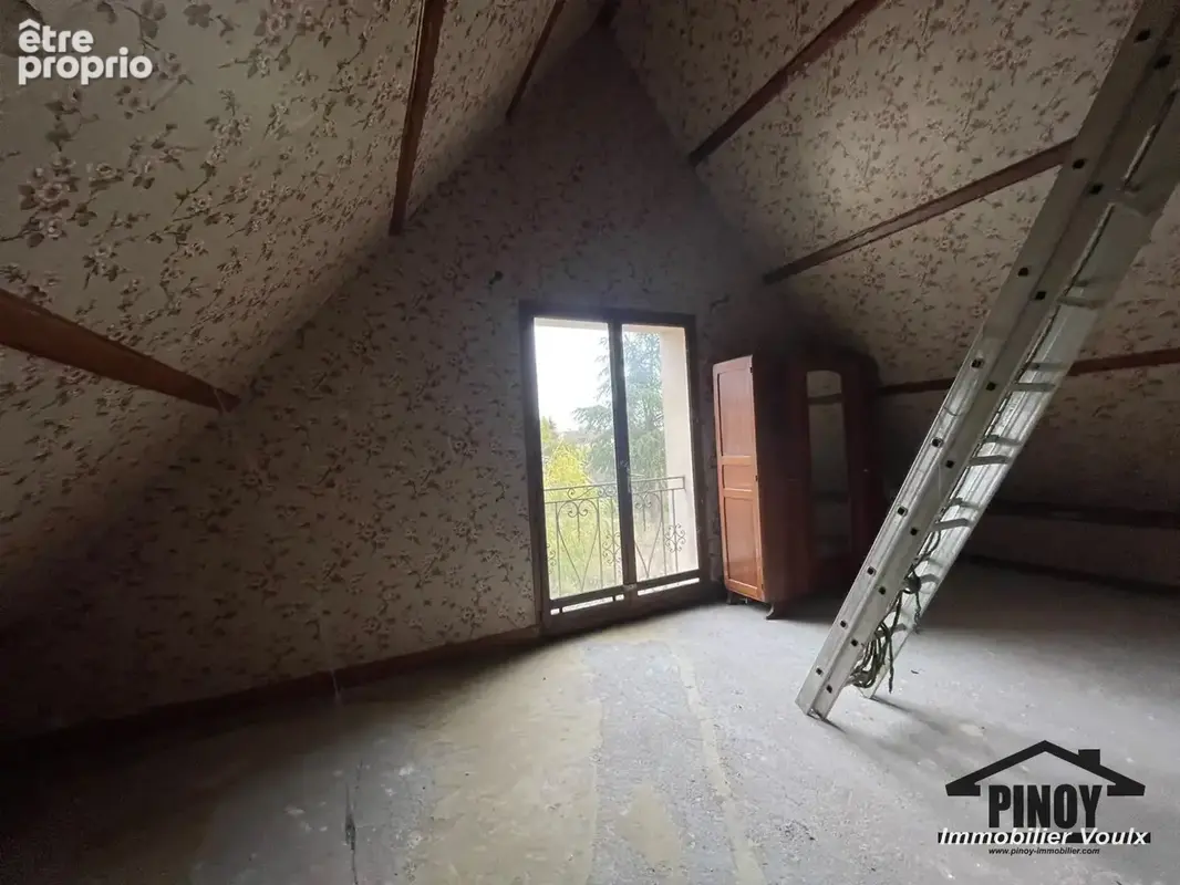 Egreville - Maison traditionnelle de 149m2 avec jardin. Beaux volumes et potentiel - photo 12