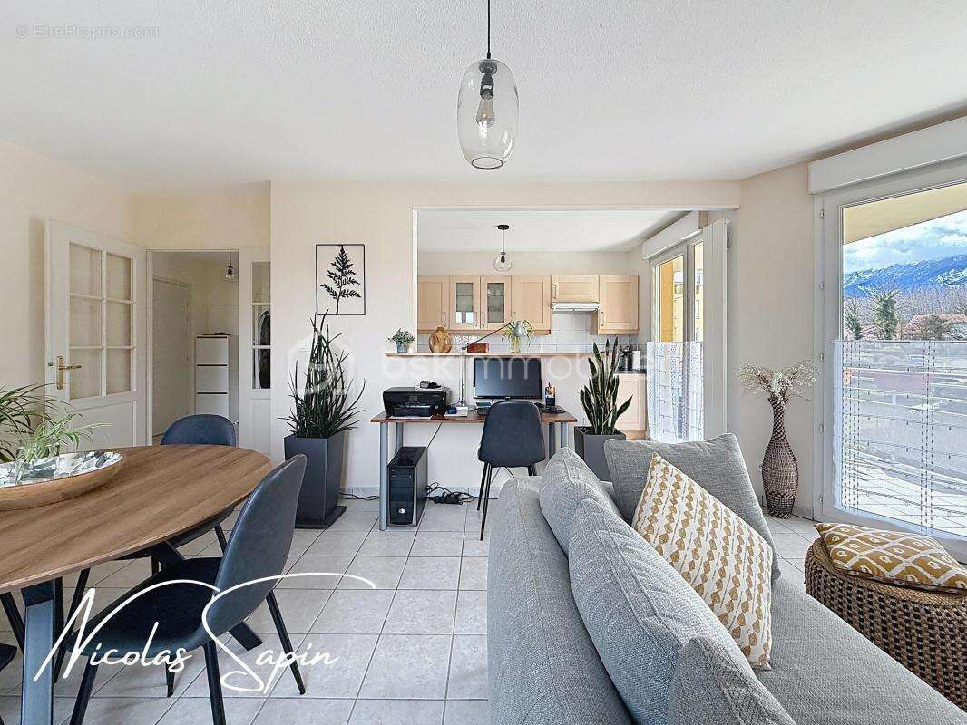 Appartement à VARCES-ALLIERES-ET-RISSET