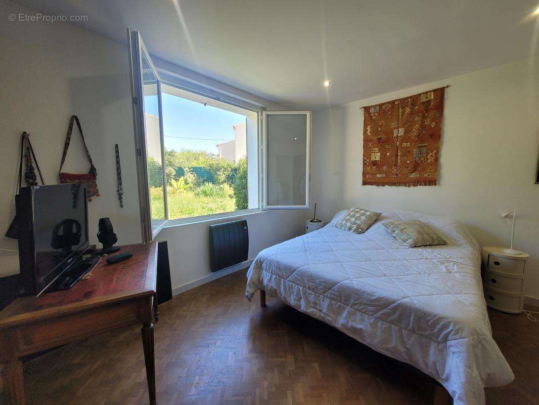 Maison à SIX-FOURS-LES-PLAGES