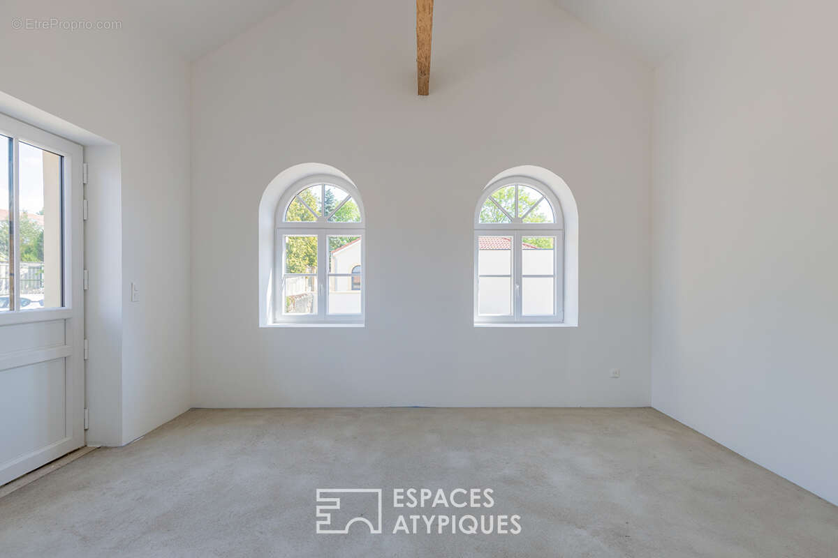 Maison à COURCELLES-CHAUSSY