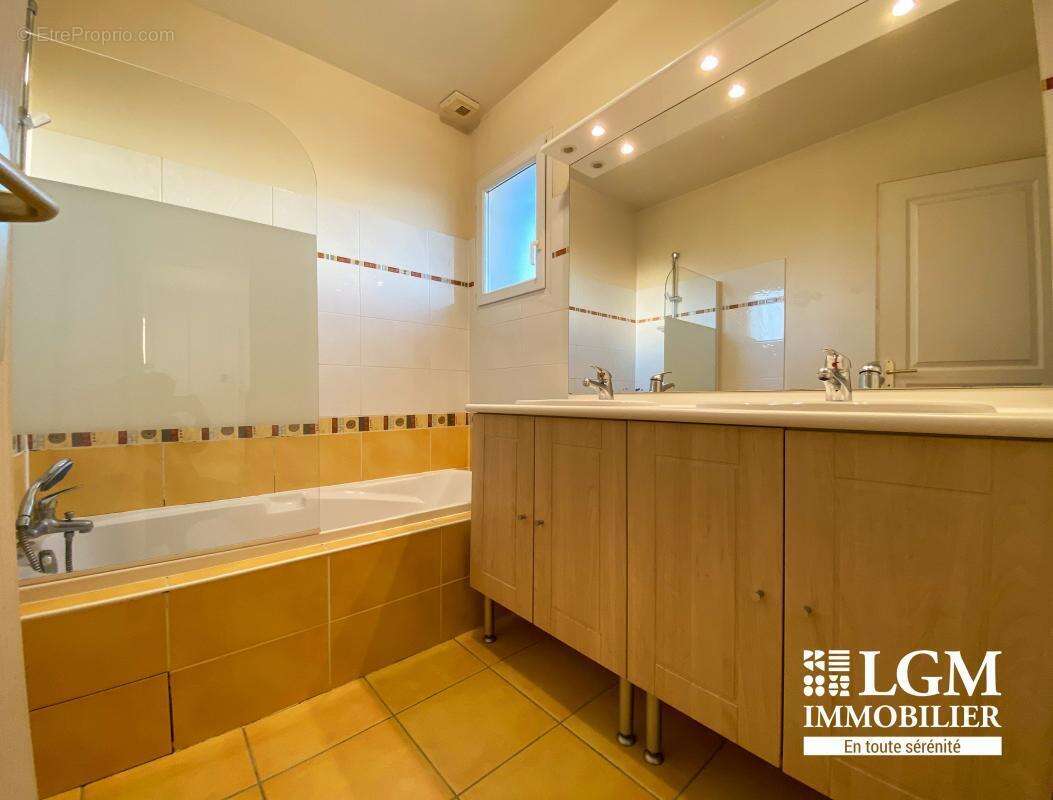 Maison à VILLEMUR-SUR-TARN