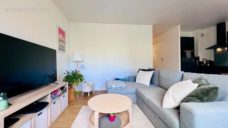 QUIMPER, quartier Kerfeunteun : Appartement meublé à vendre, 2 pièces de 50 m² habitable - Terrasse - Parking souterrain privati - photo 8