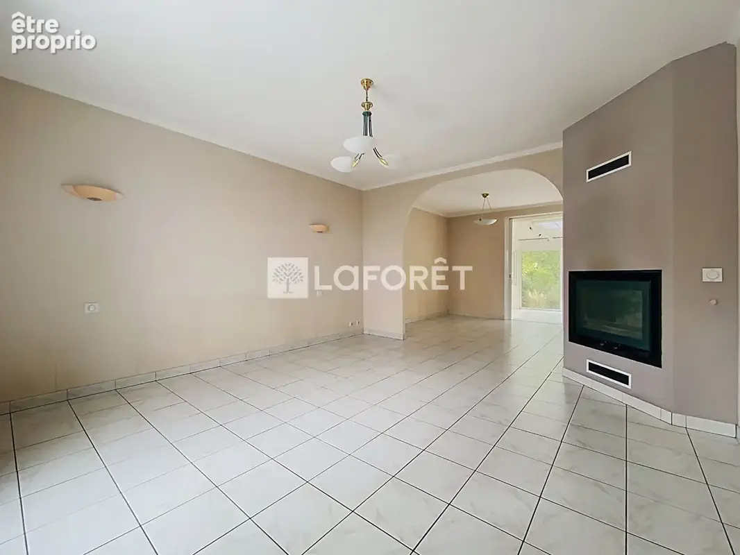 Maison Saint Leger Sous Cholet 10 pièce(s) 196 m2 - photo 3