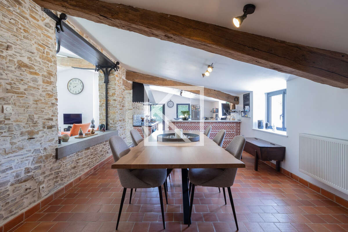 Maison 292 m² à Barbechat  - photo 9