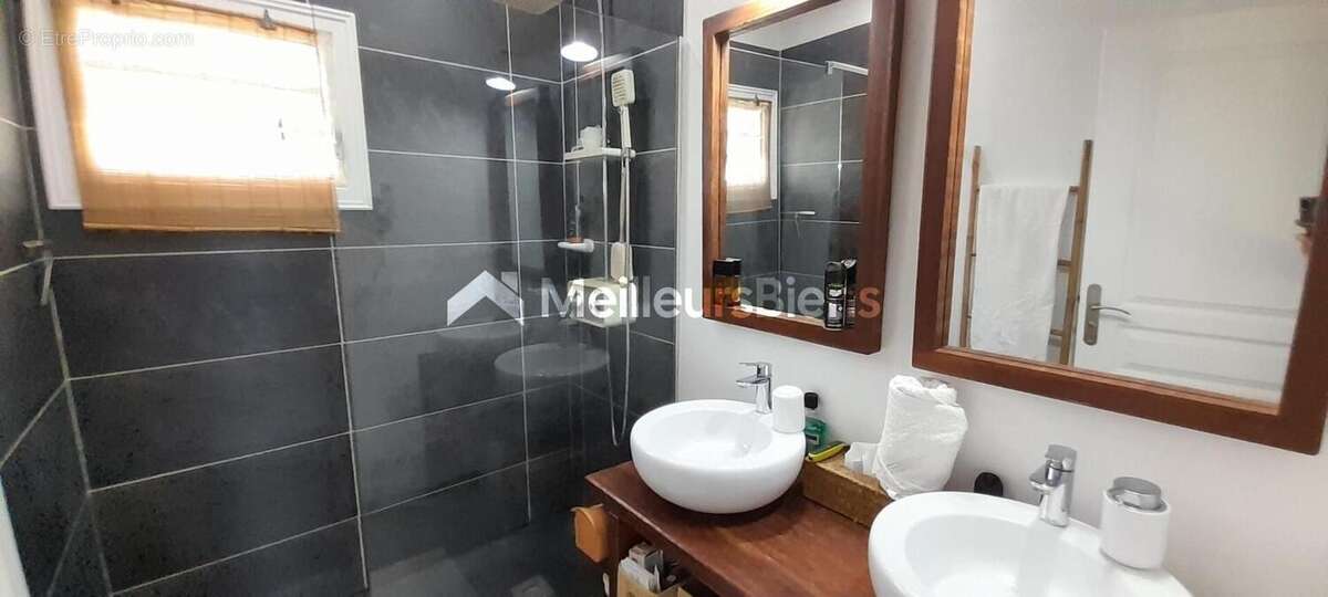Villa en bois VUE MER avec 3 chambres, un bureau, piscine, jacuzzi - photo 9