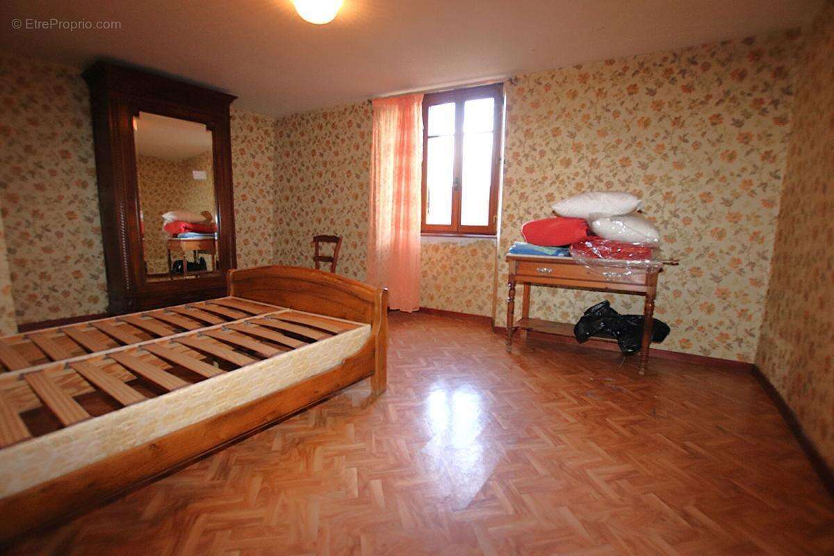 Maison à SAINT-AFFRIQUE