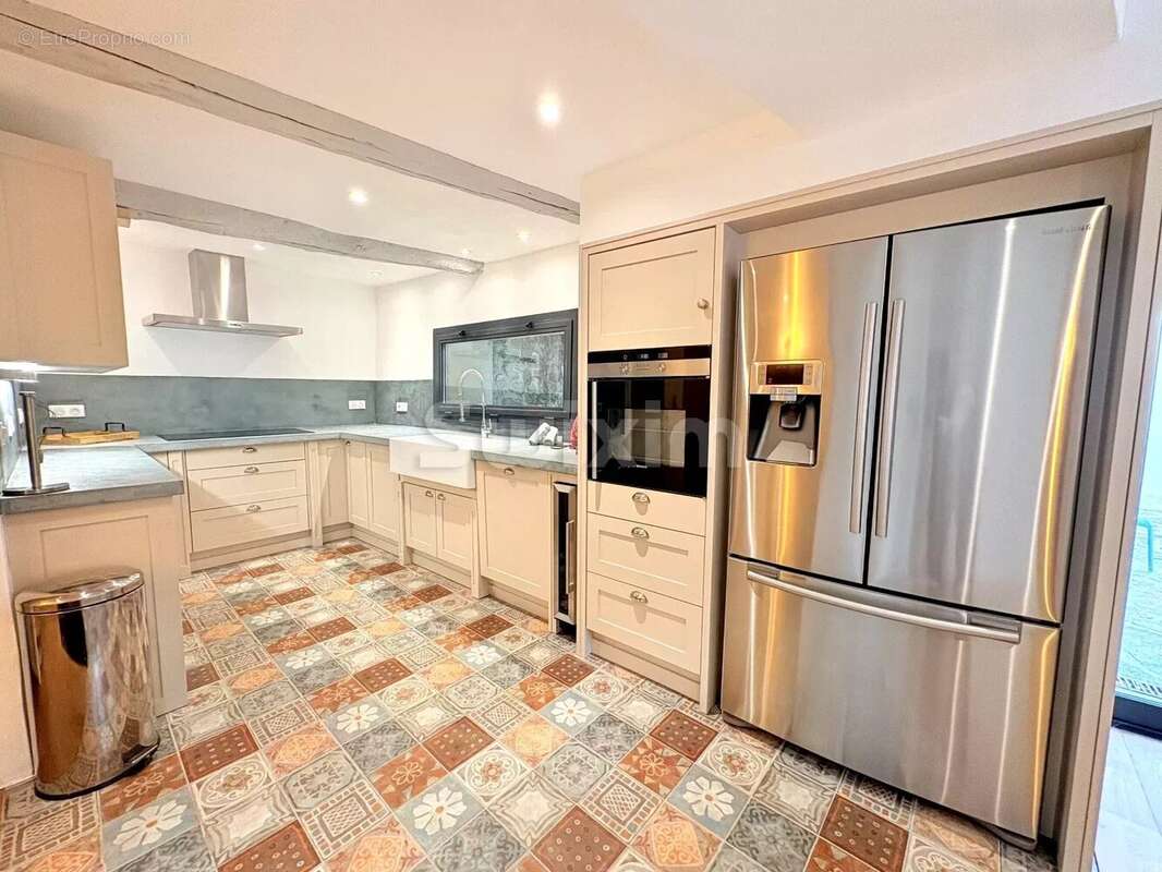 Maison à PLAN-DE-LA-TOUR