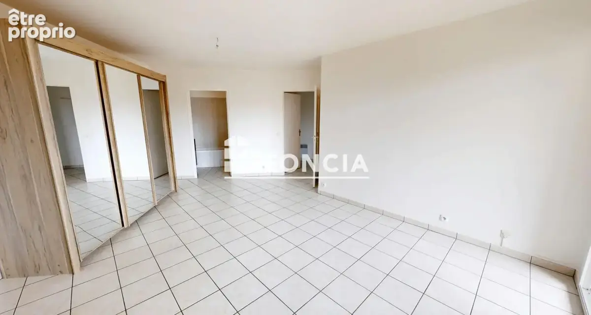 Grand studio proche gare juvisy sur orge - photo 4