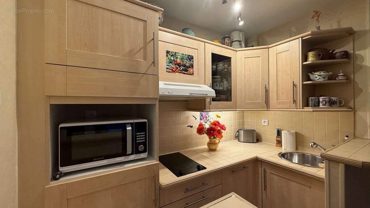 Appartement à LEVALLOIS-PERRET