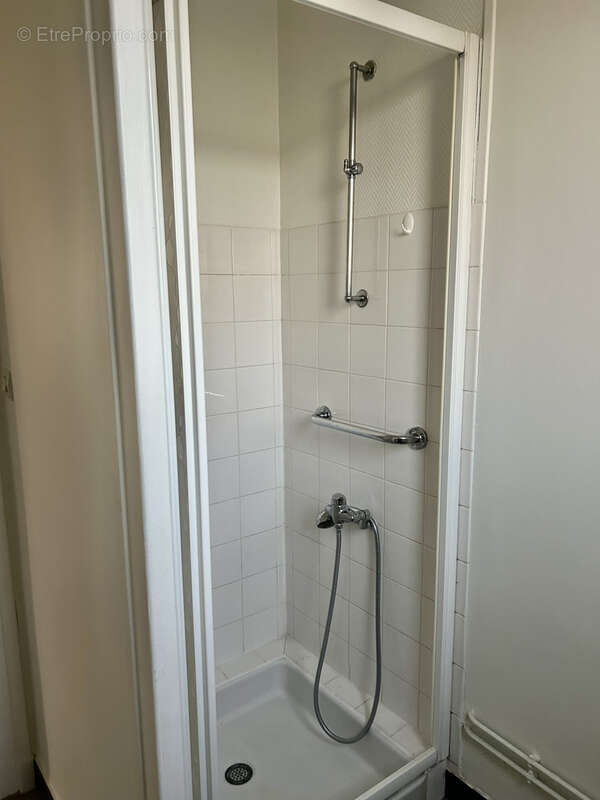 Maison à LA VILLE-AUX-DAMES