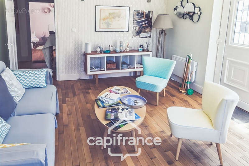 Commerce à MEAULNE