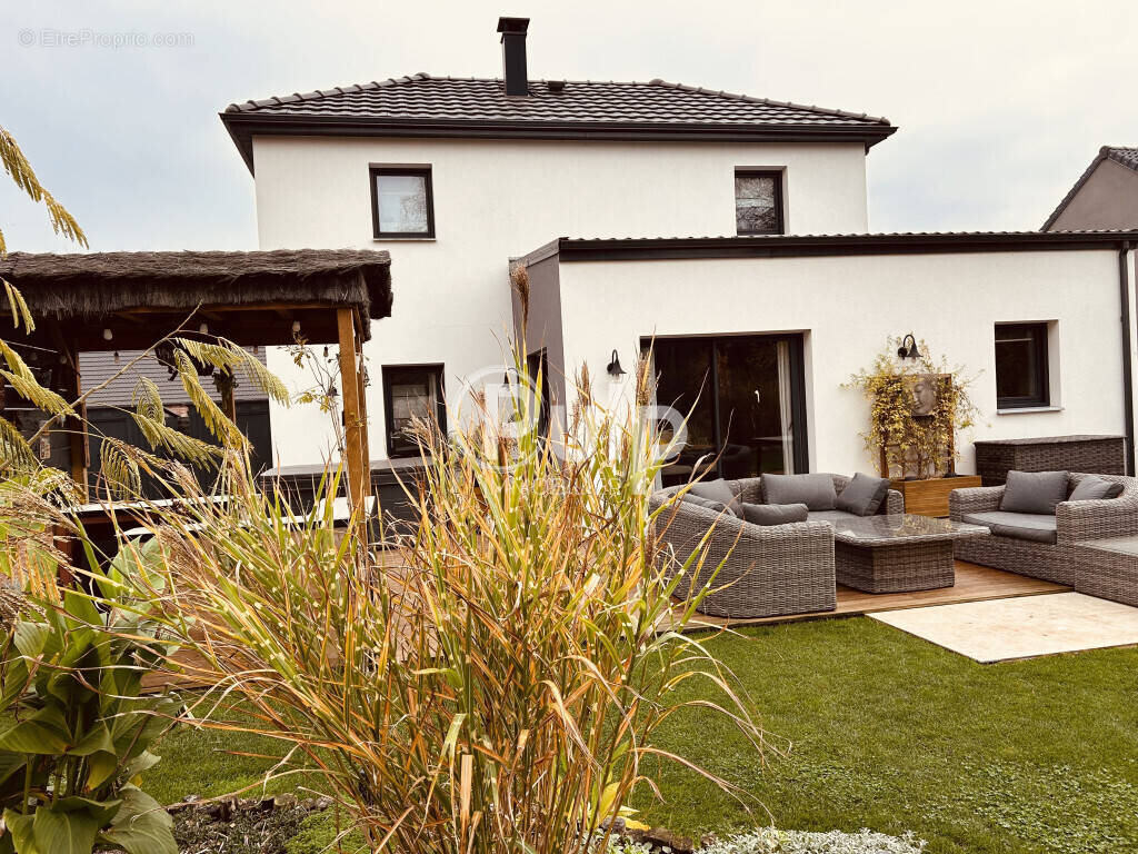 Maison à MONCHECOURT