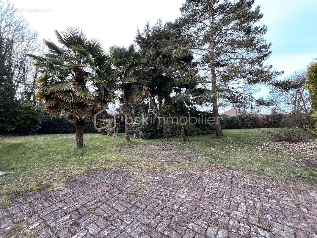 Maison à SAINT-PIERRE-DES-FLEURS