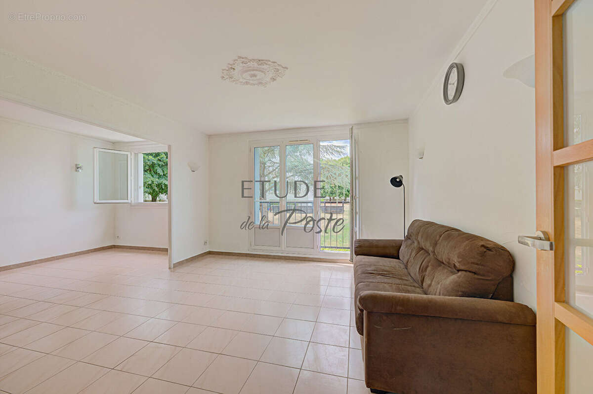 BRUNOY - Appartement 3 pièces - photo 2