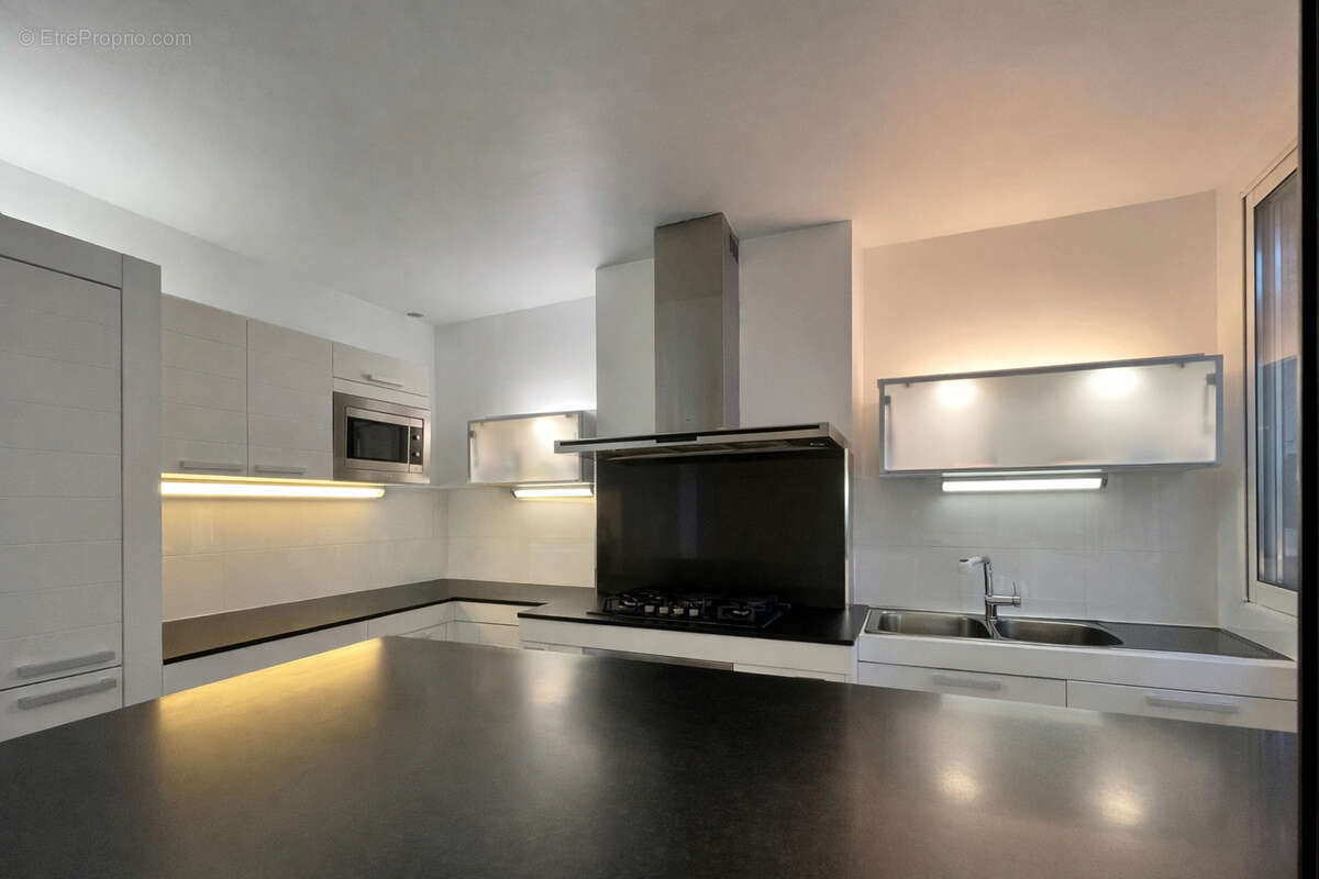 Maison de ville 184 m2 , 3 chambres - photo 2