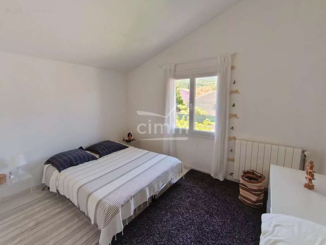 Maison à BARRET-SUR-MEOUGE