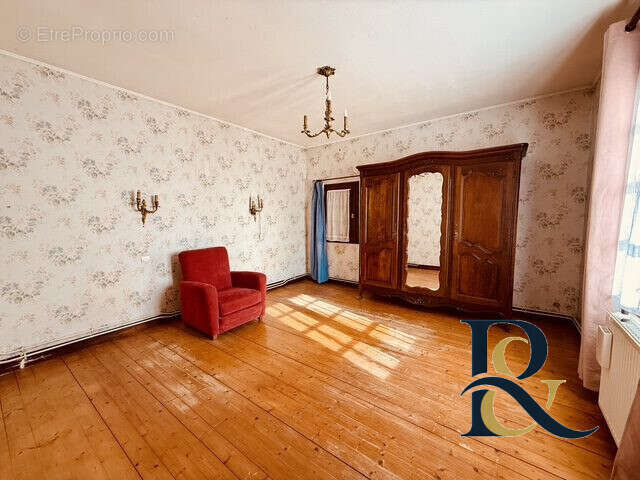 Maison 81 m² à Cricqueville-En-Auge  - photo 8