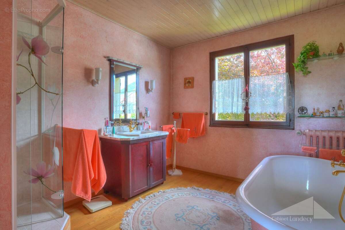 Maison à GEX