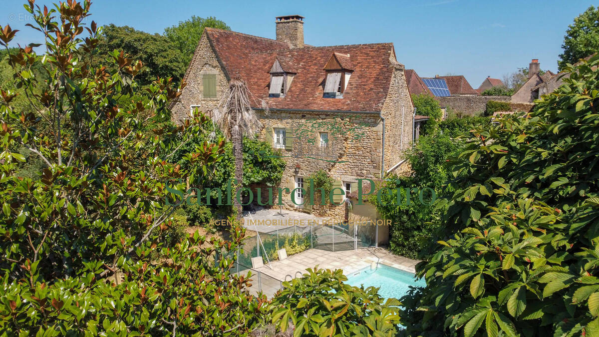 Maison à COUX-ET-BIGAROQUE