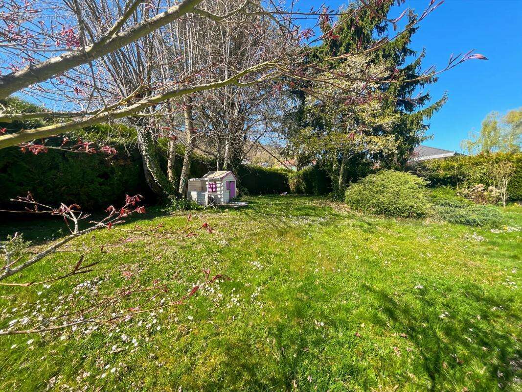 Maison à DIVONNE-LES-BAINS