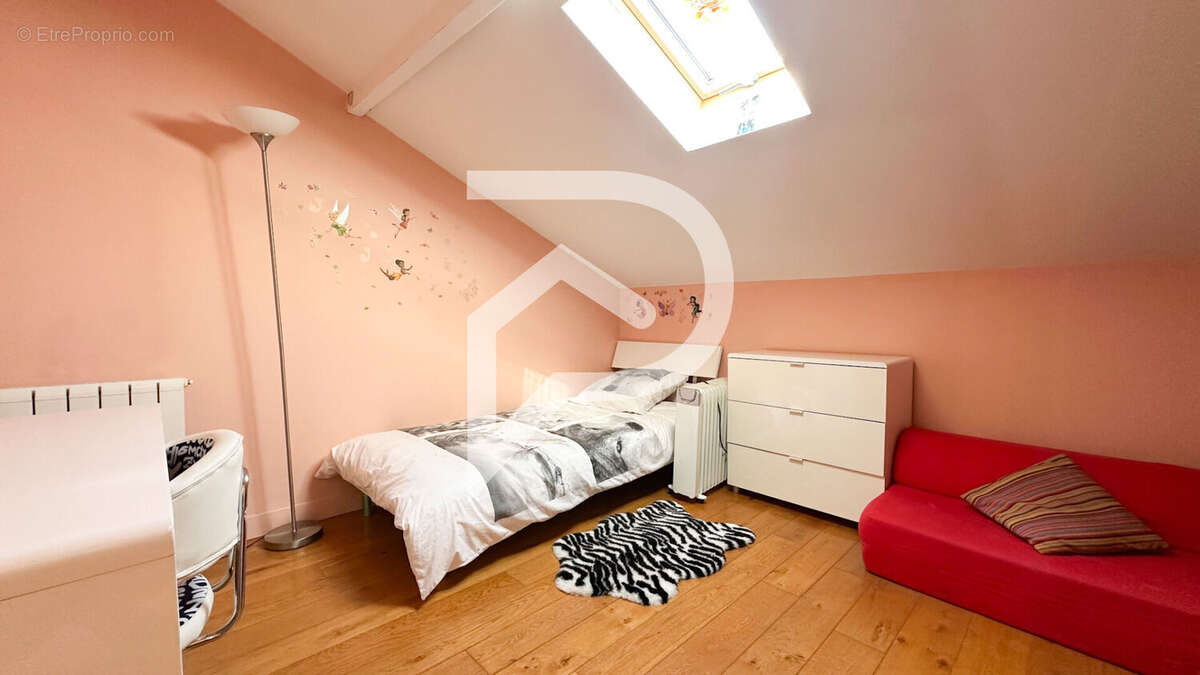 Maison à AULNAY-SOUS-BOIS