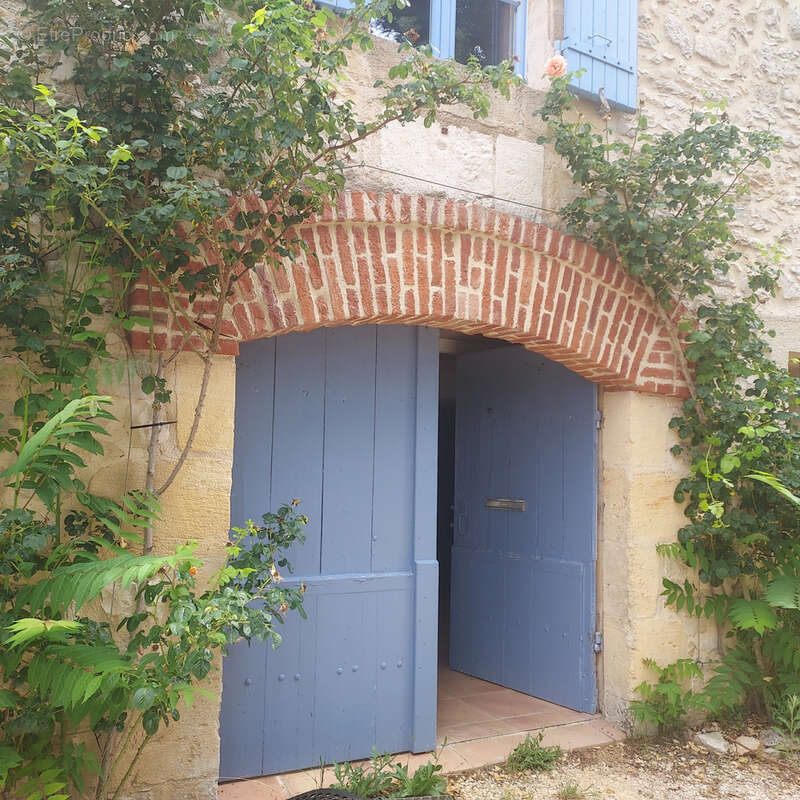 Maison à THEZAC