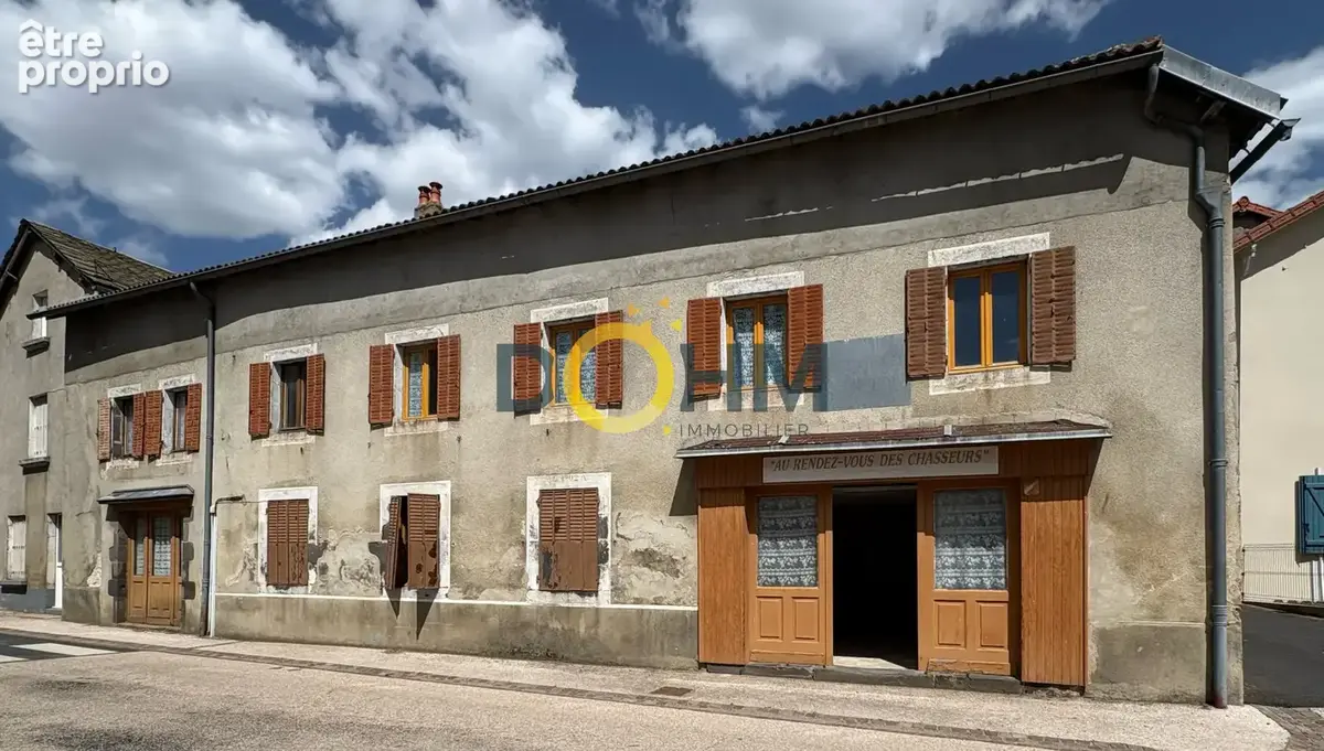 Maison à MASSIAC