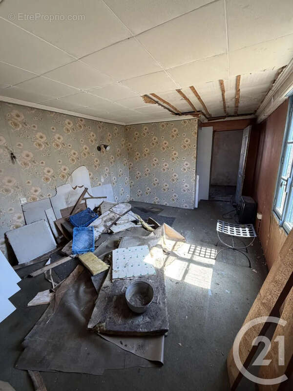 Maison 56 m² à Sathonay-Camp  - photo 4