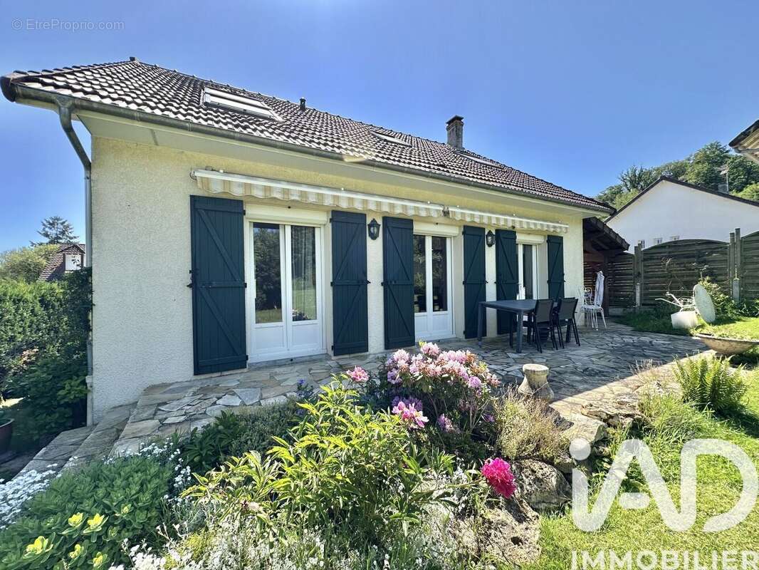 Maison 120 m² à Saint-Arnoult-En-Yvelines  - photo 5